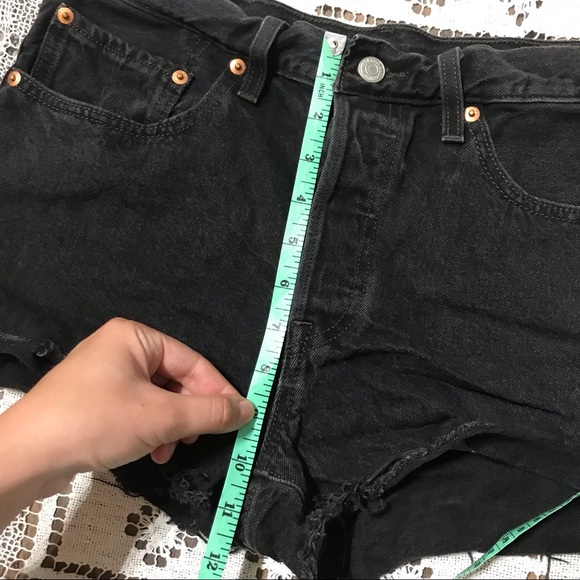 Levi’s 501 button fly denim jean cutoff shorts 30 - Picture 10 of 11
